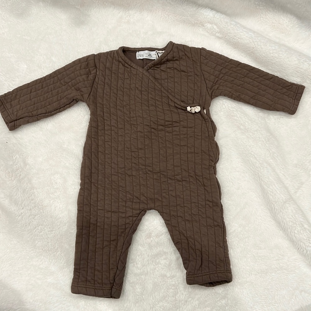 Zara quilted outfit. Brown. Kimono-style.